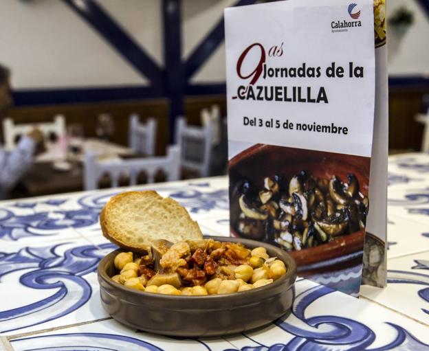 Delicias presentadas sobre barro