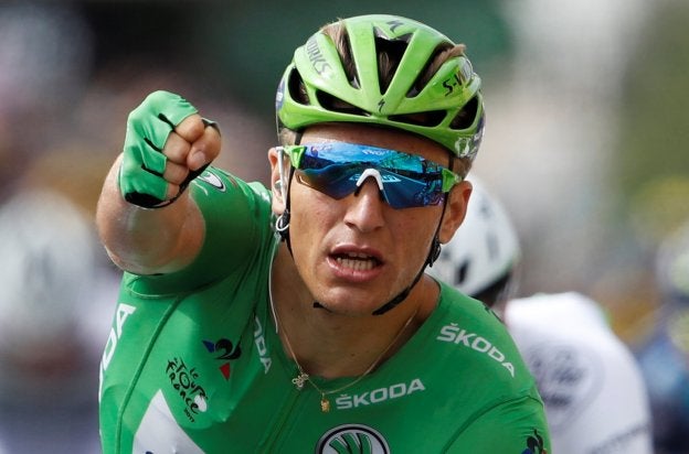 Quinto triunfo. Marcel Kittel levanta su puño. :: reuters