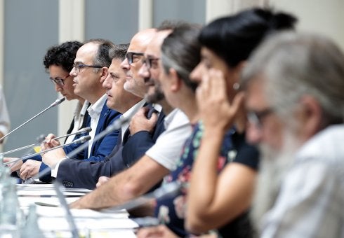 Acto de Junts pel Sí y la CUP. :: efe