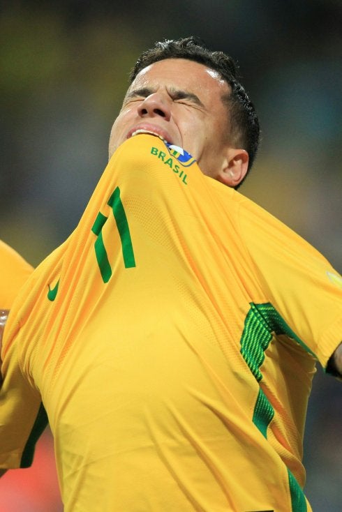 Coutinho celebra un gol con Brasil. :: afp