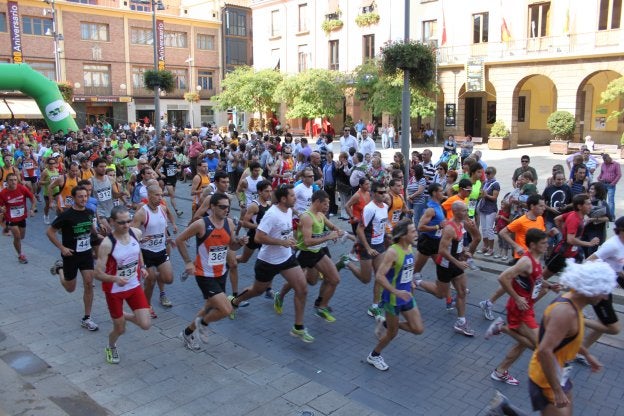 Una edición pasada de la Ruta Jacobea del Ebro. :: e.p.