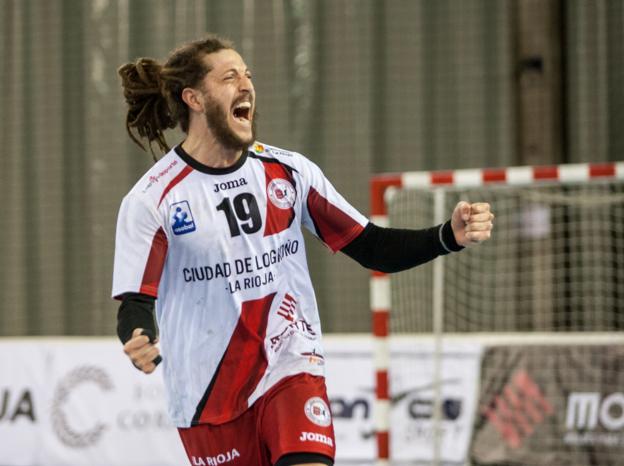 Chiuffa celebra un gol. :: /Antonio Díaz Uriel