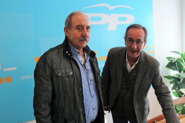 José Ignacio Asenjo y Alberto Olarte, portavoces del PP en Haro. /Javier Albo
