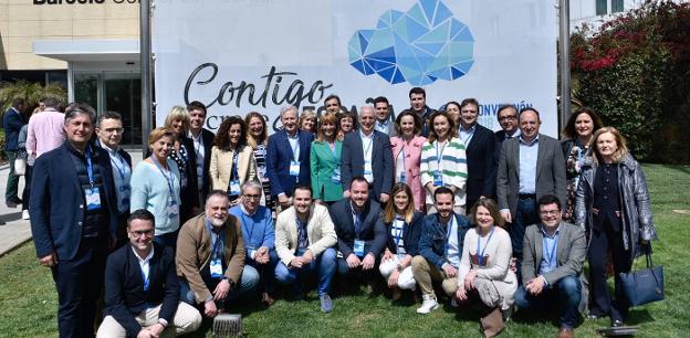La delegación del PP de La Rioja que participa en la Convención Nacional del PP en Sevilla, encabezada por el Presidente, José Ignacio Ceniceros. :: partido popular/