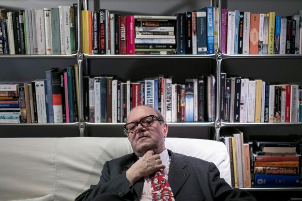 Pere Gimferrer en la presentación de su último poemario, ayer, en un hotel de Madrid. :: Santi Donaire / EFE/