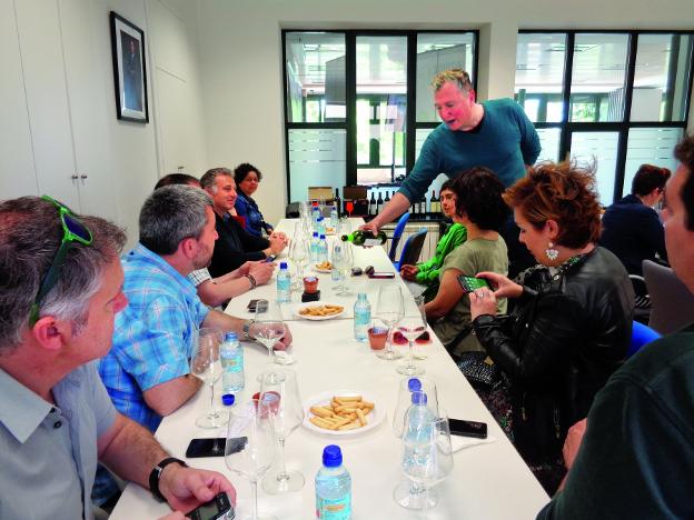 Cata de la Feria Histórica del Vino, el año pasado. :: iñaki garcía/