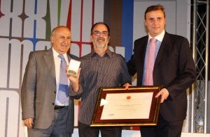 El consejero Luis Alegre, José Antonio Olarte y el alcalde de Alberite, Juan Pablo Sicilia. ::
JUAN MARÍN/
