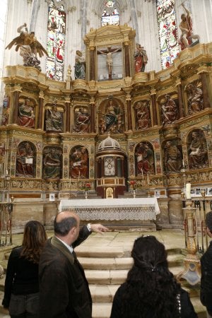 Iglesia de la colegiata de Valpuesta (Burgos). :: L.R./