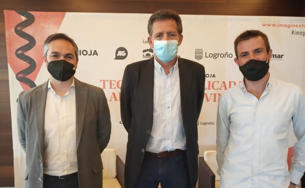Ezquerro, Águia y López, tras la rueda de prensa/Juan Marín