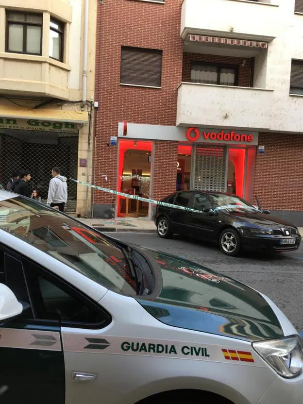 Roban En Una Tienda De Haro Mediante Un Alunizaje Con Un Coche Robado ...