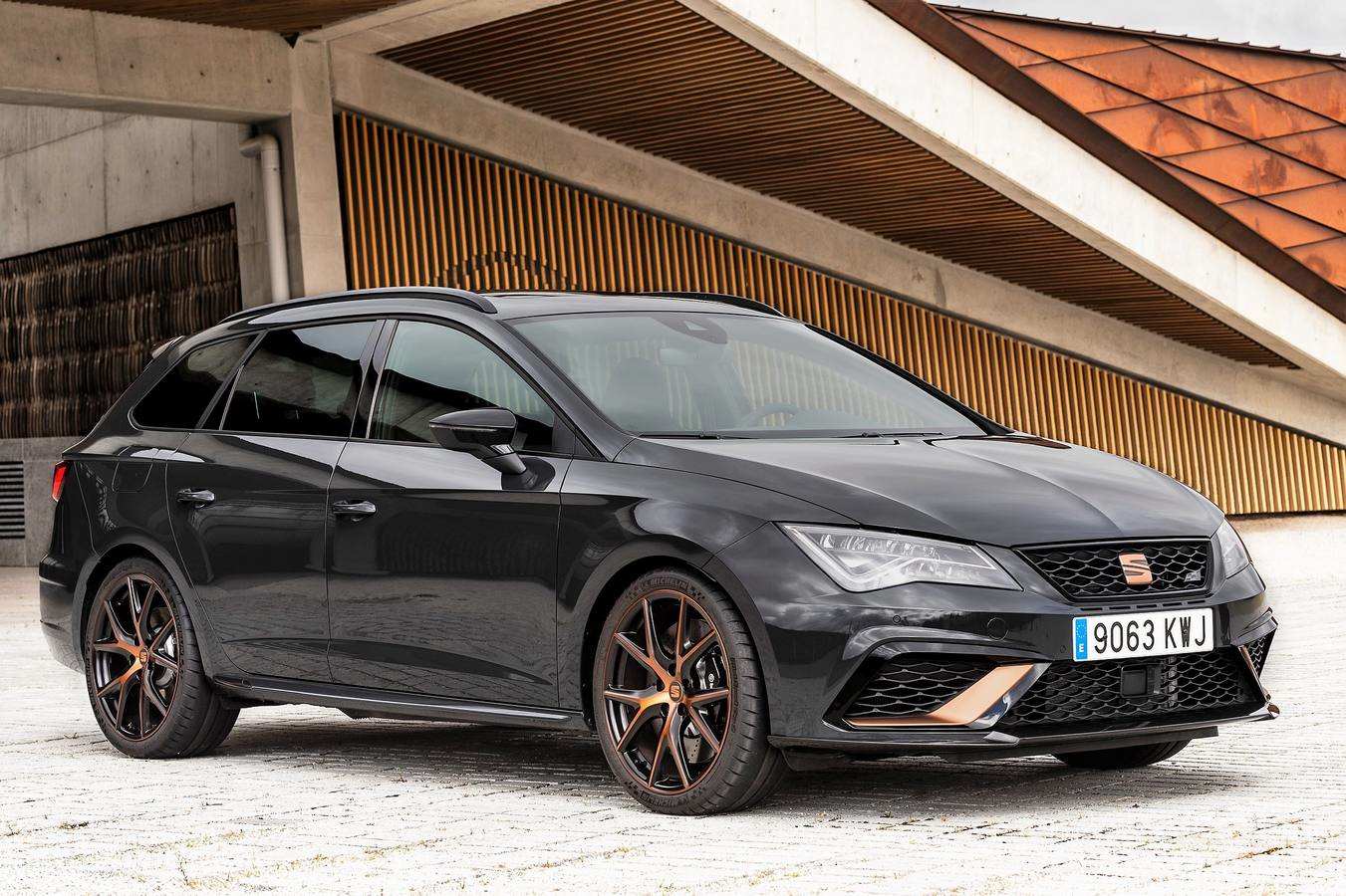 Leon st. Seat Leon Sports Tourer. Cupra Leon Sports Tourer. Seat Leon Cupra черный.