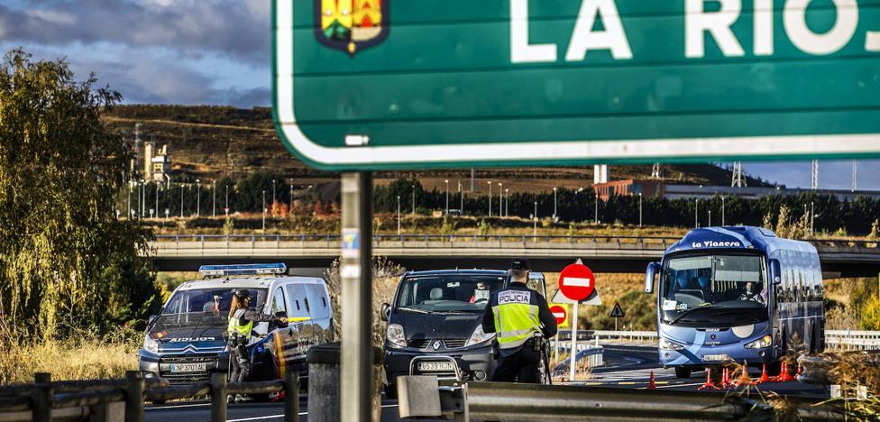 Visitar a allegados, solo en días autorizados; volver a ...