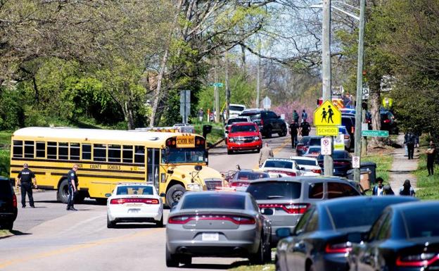Un muerto y un herido durante un tiroteo en un instituto de Tennessee