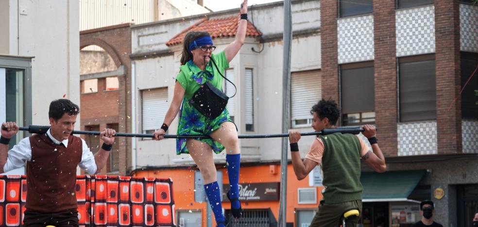 Circo Los presenta esta tarde en El Espolón su espectáculo 'Kasumay' - Vimarsana News