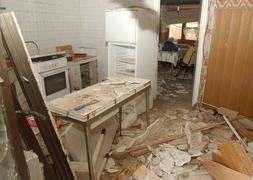 Una acumulación de gas butano causa una explosión en una casa de